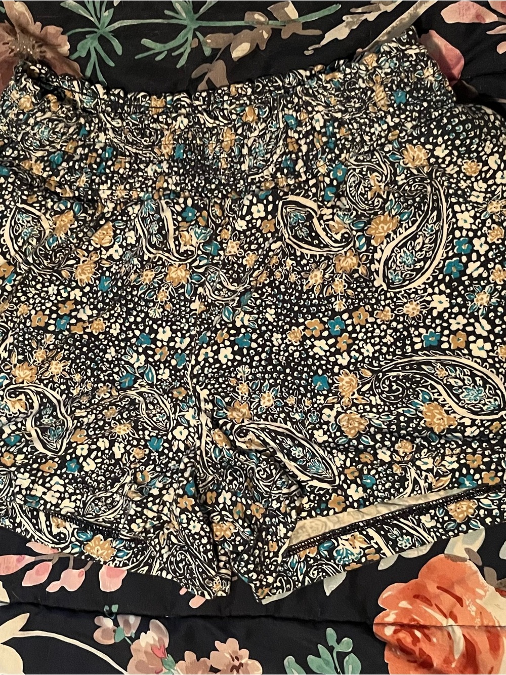 Time and Tru Black Paisley Floral Smocked Waist Shorts with Teal and Tan Accents